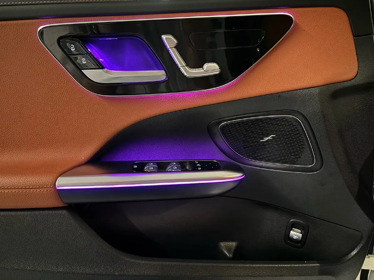 2023 Mercedes-Benz C Class 1.5T 204HP L4 9AT,autocango,china used car exporter,china ev exporter,chinese used car exporter,chinese used ev exporter