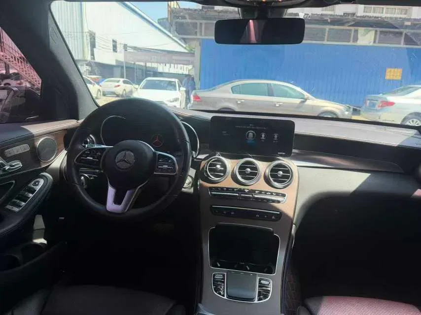 2022 Mercedes-Benz GLC Class 2.0T 197HP L4 9AT,autocango,china used car exporter,china ev exporter,chinese used car exporter,chinese used ev exporter