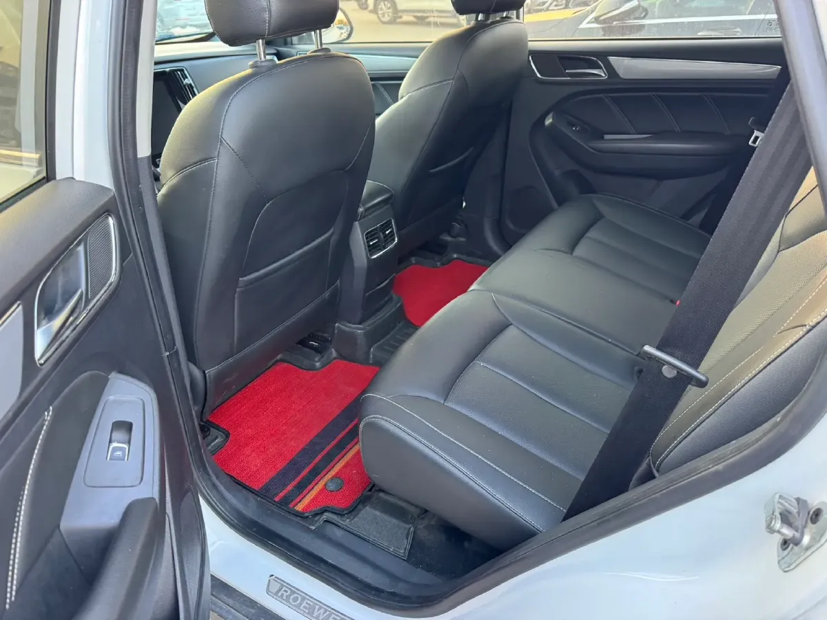 2020 Roewe i6 1.5T 169HP L4 7DCT,autocango,china used car exporter,china ev exporter,chinese used car exporter,chinese used ev exporter