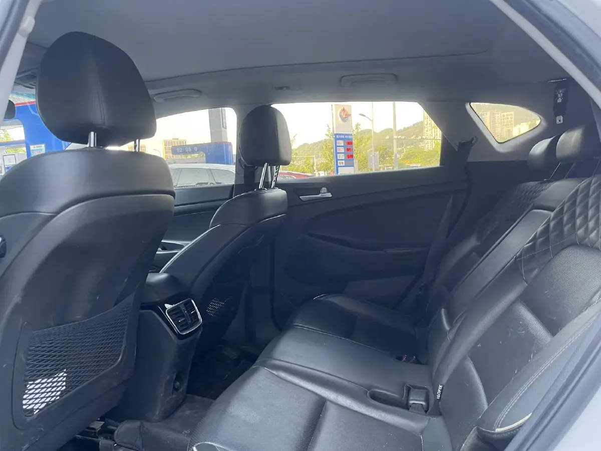 2020 Hyundai Tucson 1.6T 177HP L4 7DCT,autocango,china used car exporter,china ev exporter,chinese used car exporter,chinese used ev exporter