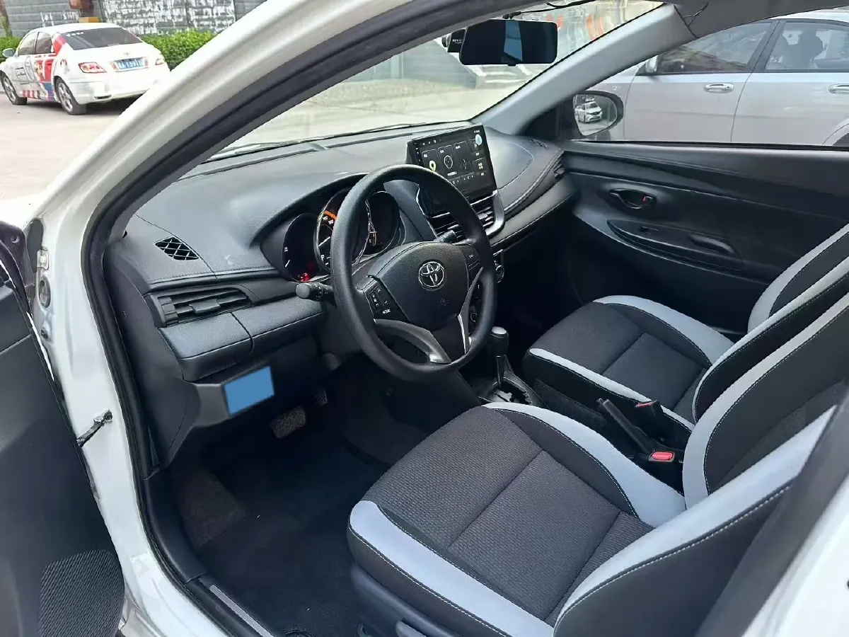 2022 Toyota Yaris L 1.5L 112HP L4 CVT,autocango,china used car exporter,china ev exporter,chinese used car exporter,chinese used ev exporter