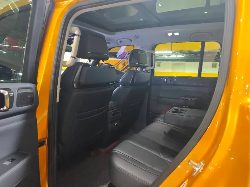 2023 FangChengBao Bao 5 1.5T 194HP L4 E-CVT PHEV 31.8KWH,autocango,china used car exporter,china ev exporter,chinese used car exporter,chinese used ev exporter