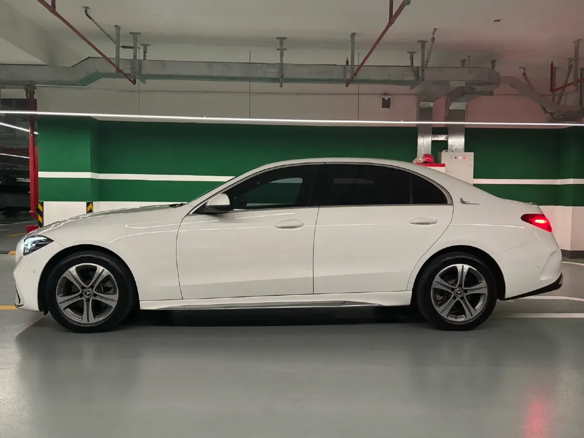 2022 Mercedes-Benz C Class 1.5T 170HP L4 9AT,autocango,china used car exporter,china ev exporter,chinese used car exporter,chinese used ev exporter