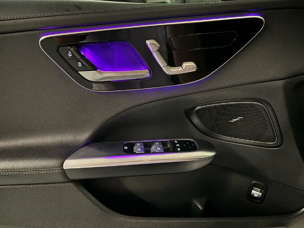 2022 Mercedes-Benz C Class 1.5T 170HP L4 9AT,autocango,china used car exporter,china ev exporter,chinese used car exporter,chinese used ev exporter