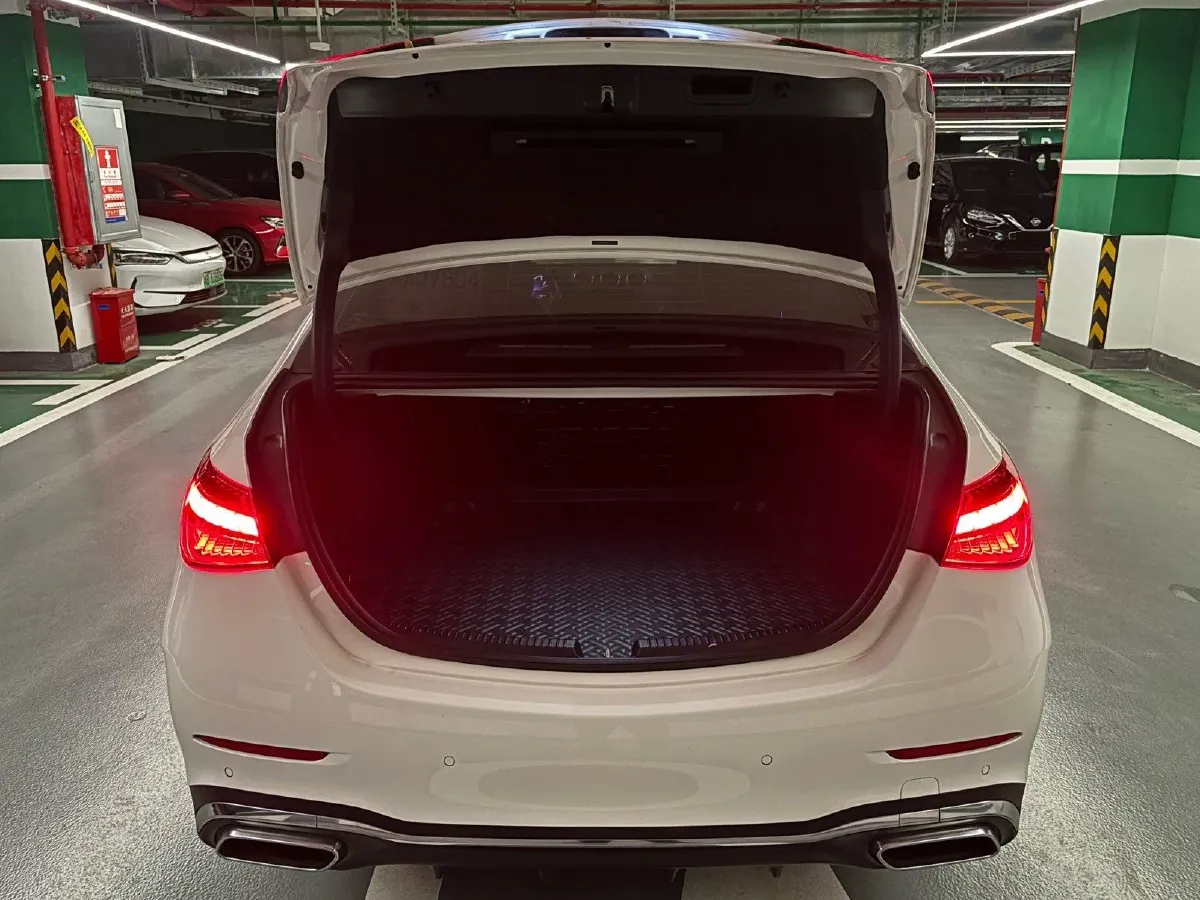 2022 Mercedes-Benz C Class 1.5T 170HP L4 9AT,autocango,china used car exporter,china ev exporter,chinese used car exporter,chinese used ev exporter