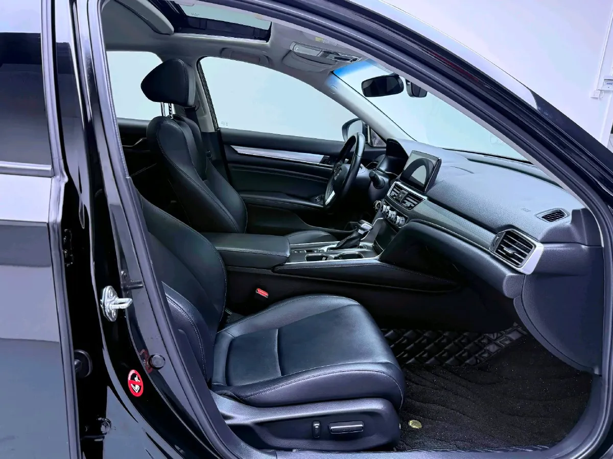 2018 Honda Accord 1.5T 194HP L4 CVT,autocango,china used car exporter,china ev exporter,chinese used car exporter,chinese used ev exporter