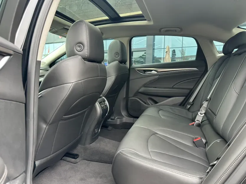 2022 Buick Larcosse 2.0T 237HP L4 9AT,autocango,china used car exporter,china ev exporter,chinese used car exporter,chinese used ev exporter