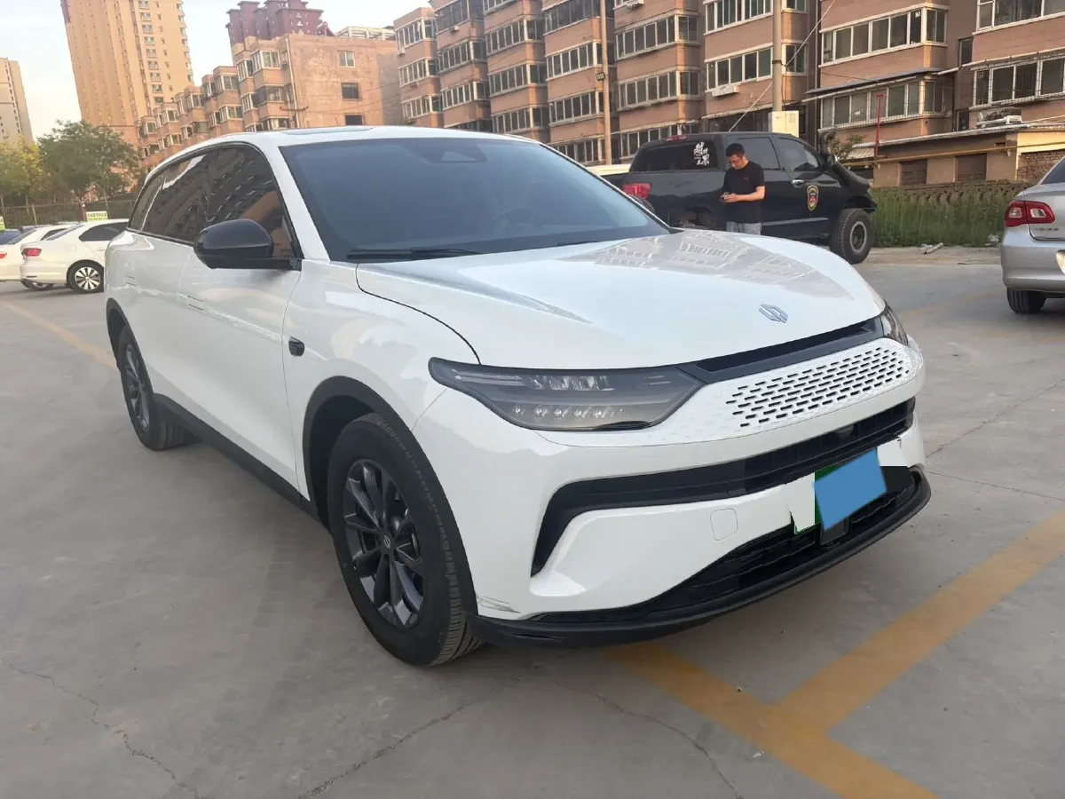 2023 Leapmotor C11 Range Extended 131HP REEV 30.1KWH,autocango,china used car exporter,china ev exporter,chinese used car exporter,chinese used ev exporter