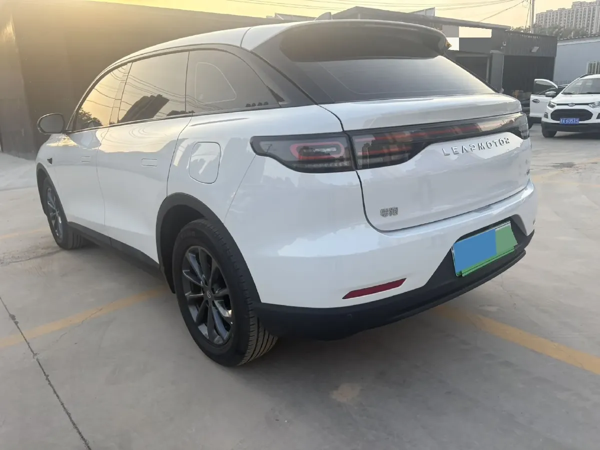 2023 Leapmotor C11 Range Extended 131HP REEV 30.1KWH,autocango,china used car exporter,china ev exporter,chinese used car exporter,chinese used ev exporter