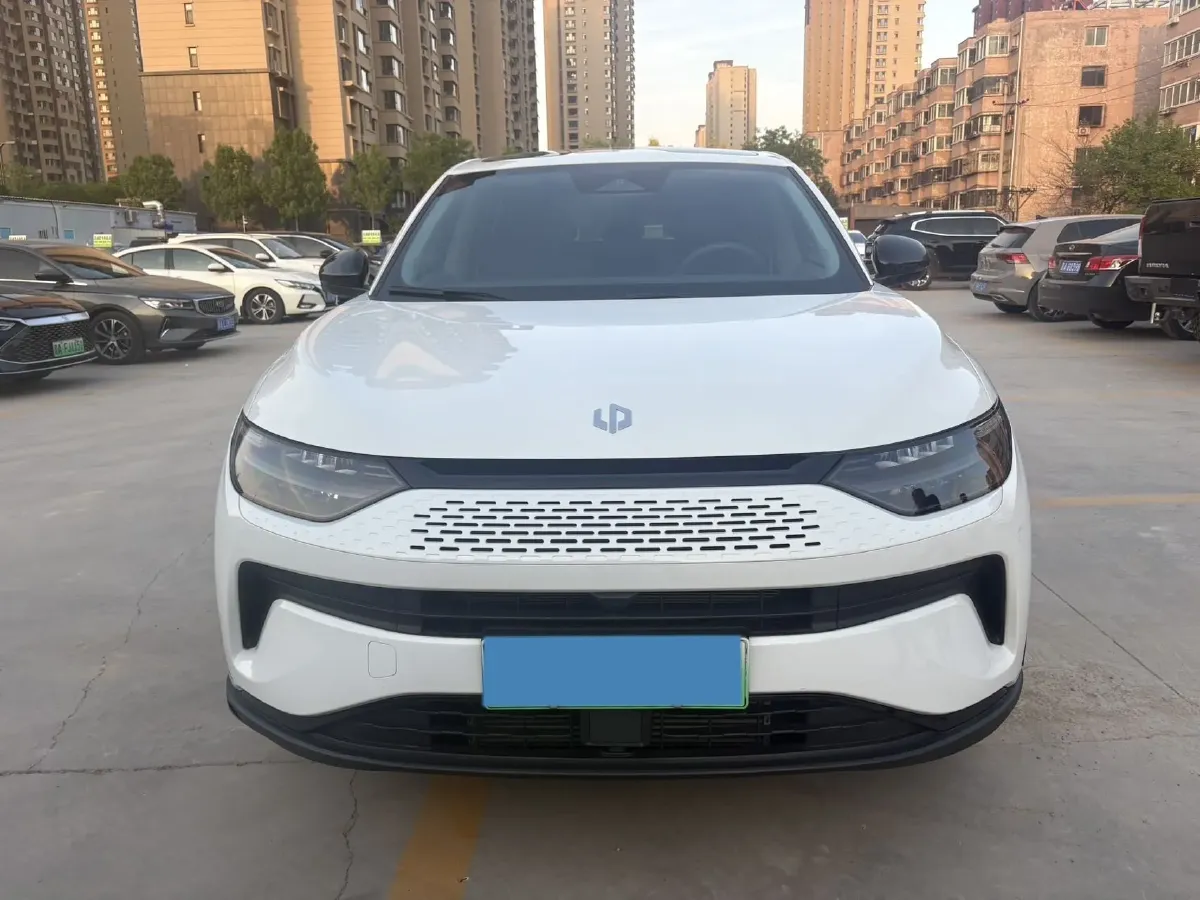 2023 Leapmotor C11 Range Extended 131HP REEV 30.1KWH,autocango,china used car exporter,china ev exporter,chinese used car exporter,chinese used ev exporter