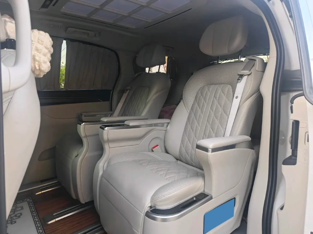 2020 Buick GL8 2.0T 237HP L4 9AT,autocango,china used car exporter,china ev exporter,chinese used car exporter,chinese used ev exporter