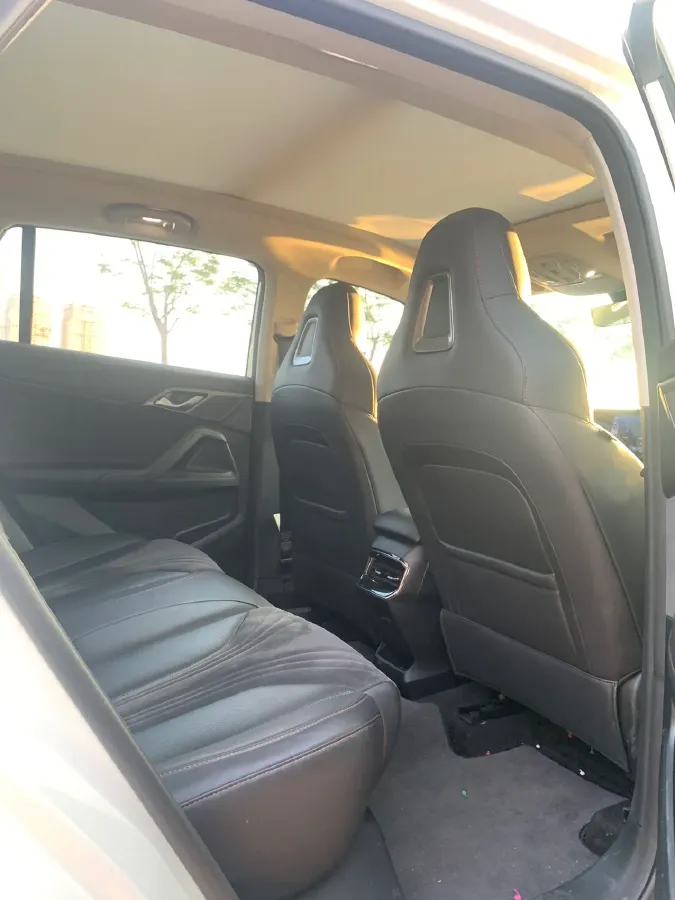 2024 Roewe D5X DMH 1.5T 150HP L4 2DHT PHEV 21.4KWH,autocango,china used car exporter,china ev exporter,chinese used car exporter,chinese used ev exporter