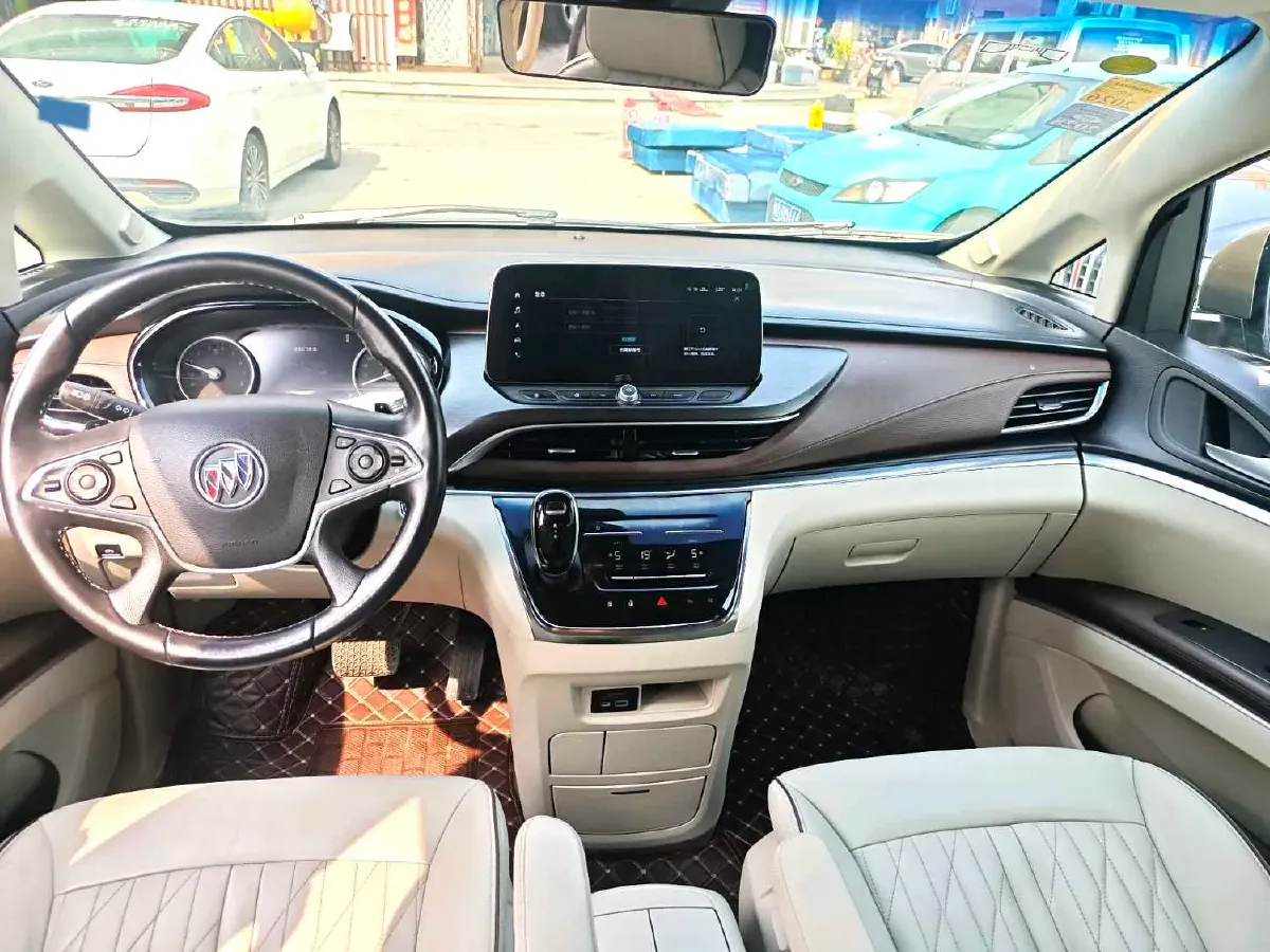 2022 Buick GL8 2.0T 237HP L4 9AT,autocango,china used car exporter,china ev exporter,chinese used car exporter,chinese used ev exporter