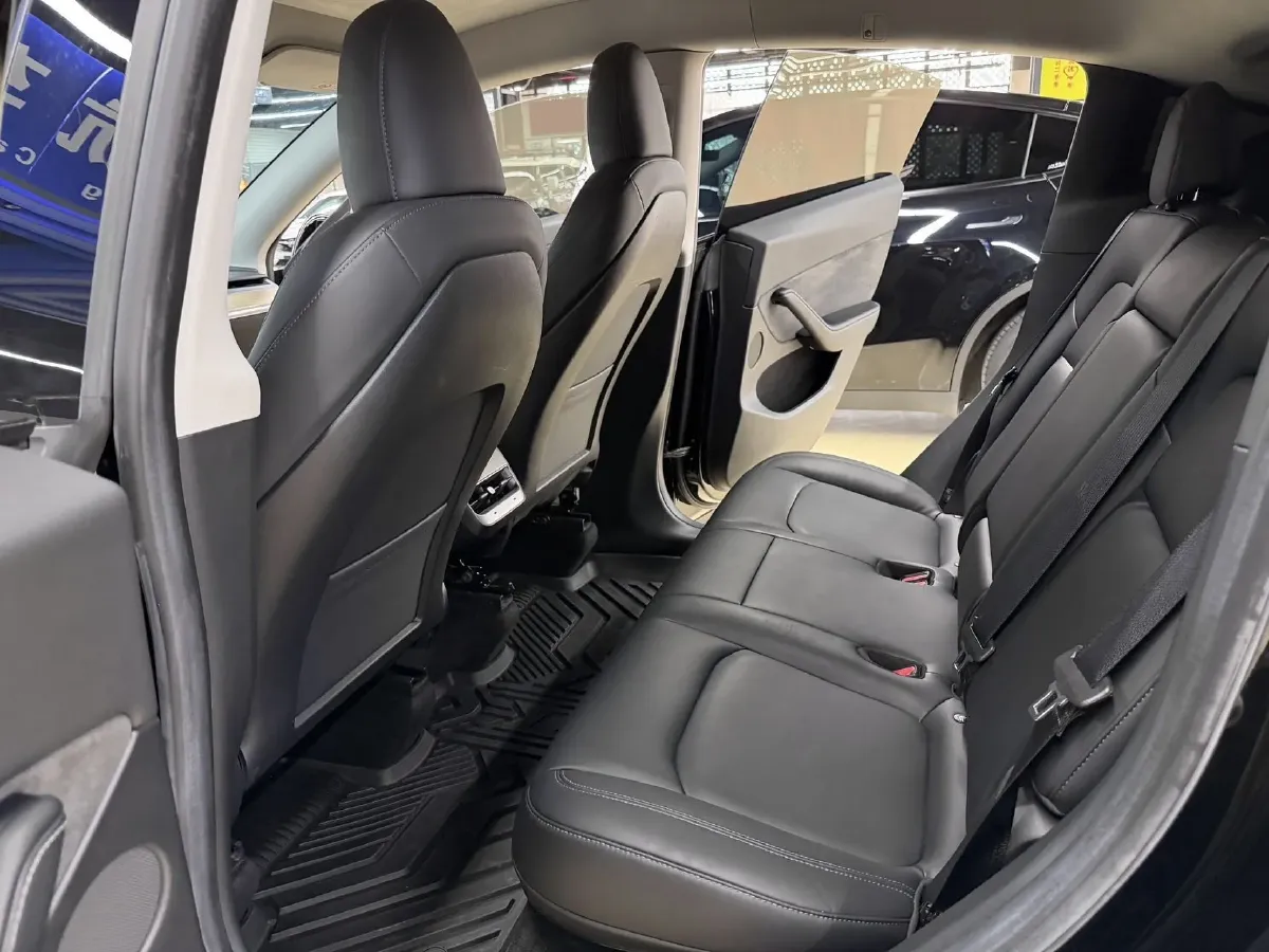 2022 Tesla Model Y BEV 60KWH,autocango,china used car exporter,china ev exporter,chinese used car exporter,chinese used ev exporter