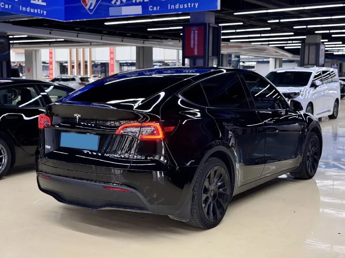 2022 Tesla Model Y BEV 60KWH,autocango,china used car exporter,china ev exporter,chinese used car exporter,chinese used ev exporter