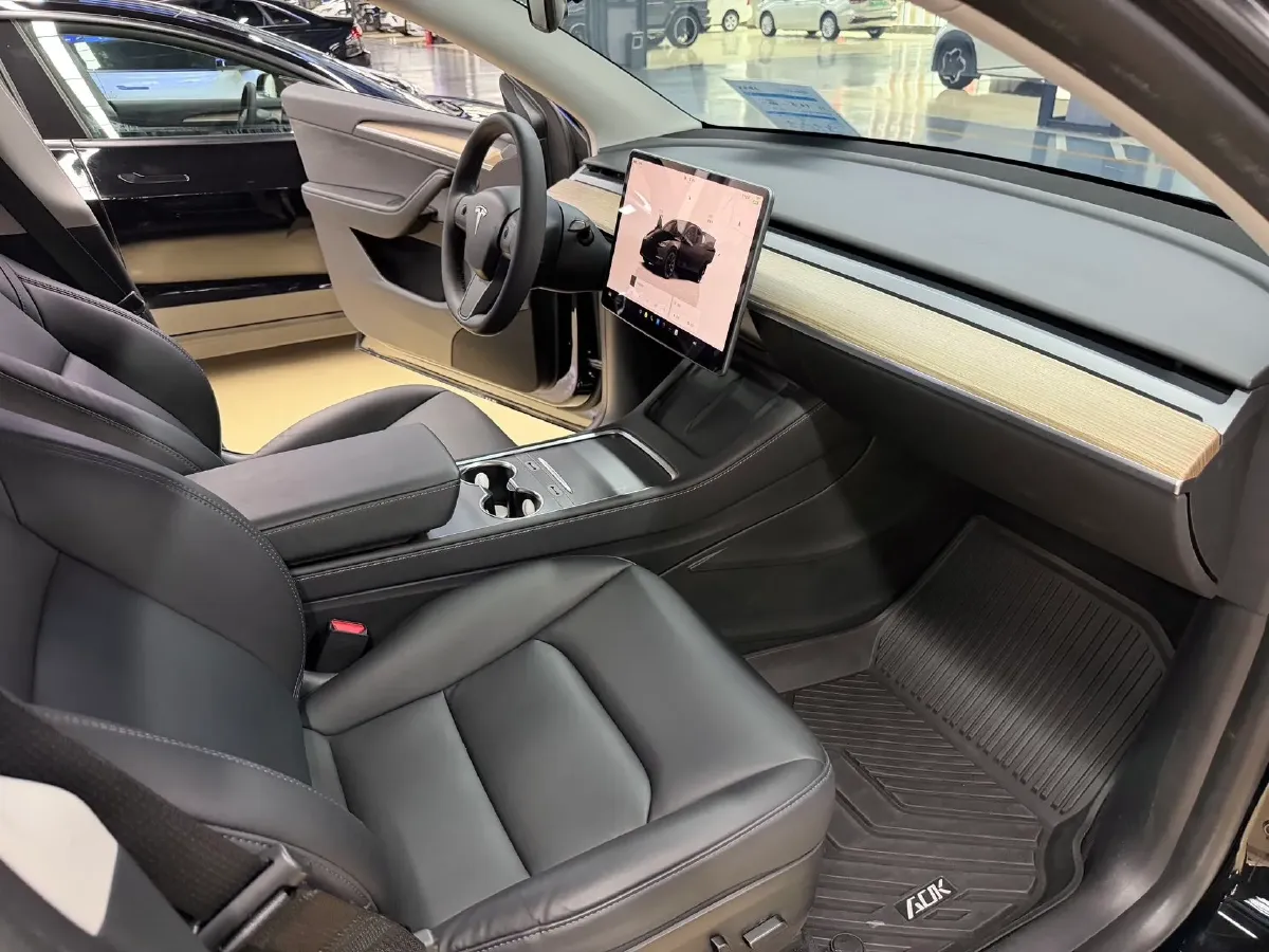 2022 Tesla Model Y BEV 60KWH,autocango,china used car exporter,china ev exporter,chinese used car exporter,chinese used ev exporter