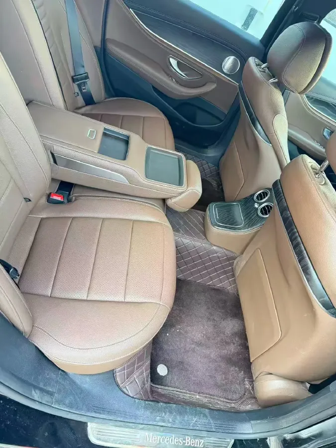 2022 Mercedes-Benz E Class 2.0T 211HP L4 9AT PHEV 25.4KWH,autocango,china used car exporter,china ev exporter,chinese used car exporter,chinese used ev exporter