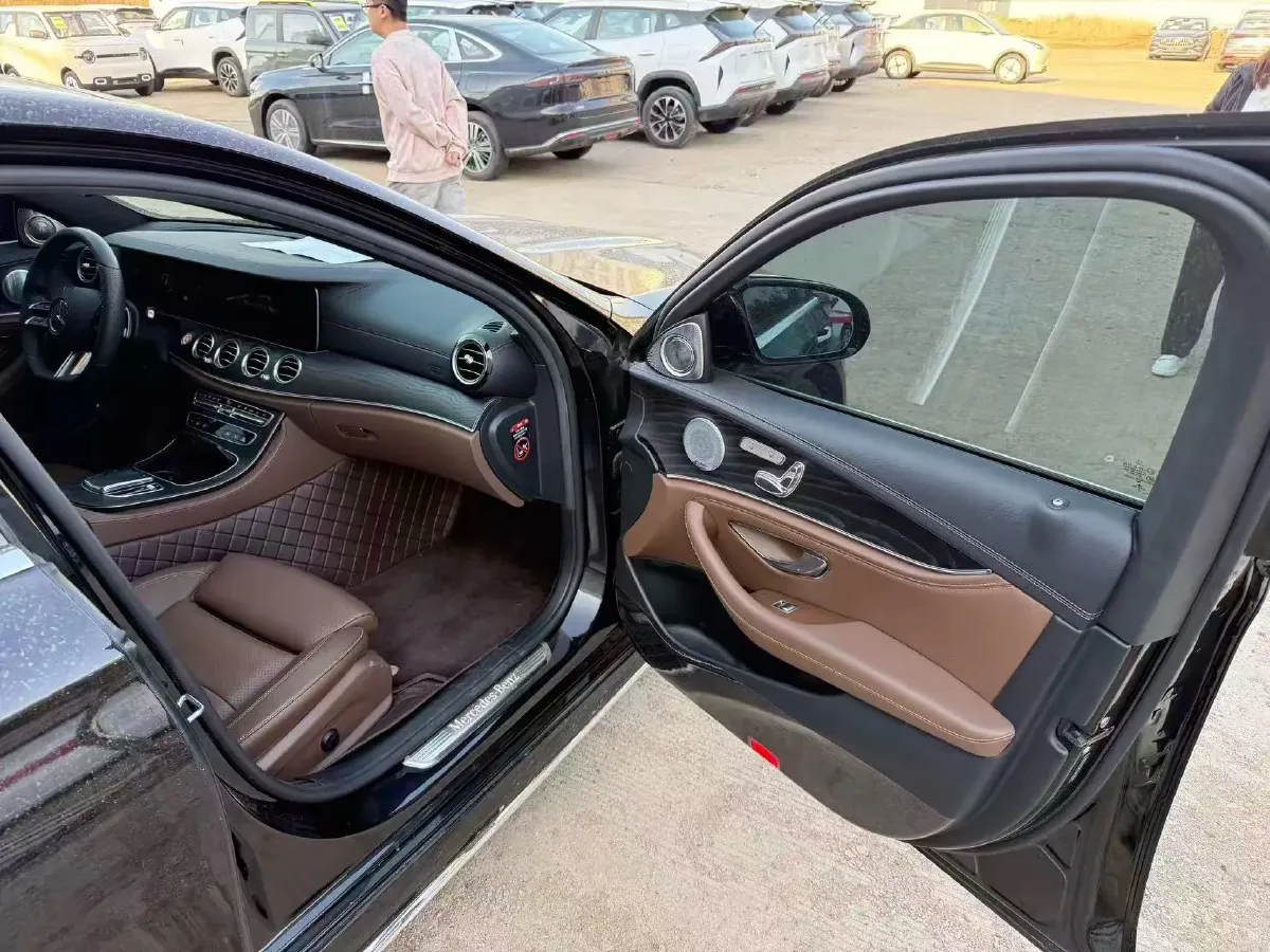 2022 Mercedes-Benz E Class 2.0T 211HP L4 9AT PHEV 25.4KWH,autocango,china used car exporter,china ev exporter,chinese used car exporter,chinese used ev exporter