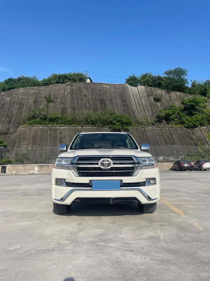 2019 Chevrolet Trax 1.0T 125HP L3 6AT,autocango,china used car exporter,china ev exporter,chinese used car exporter,chinese used ev exporter