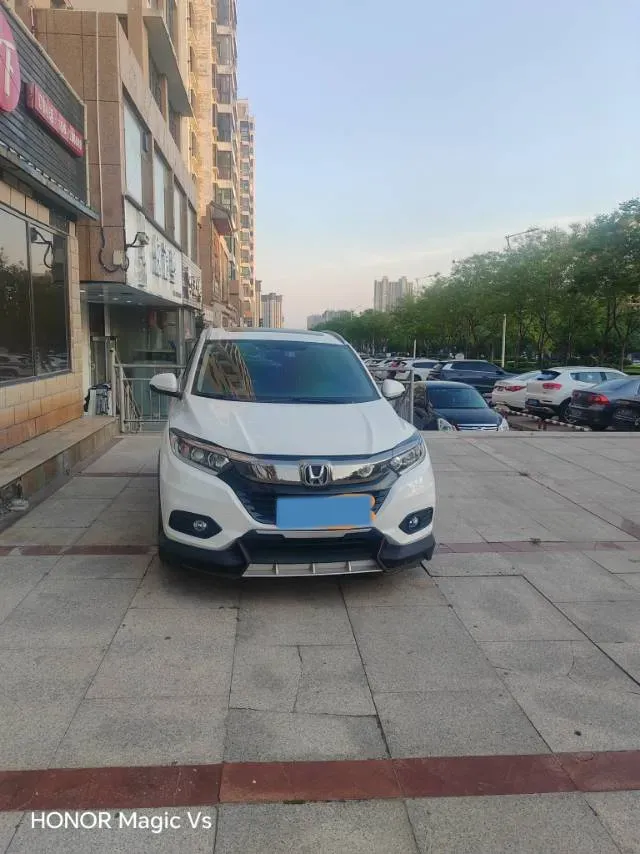 2022 Honda Vezel 1.5L 131HP L4 CVT,autocango,china used car exporter,china ev exporter,chinese used car exporter,chinese used ev exporter