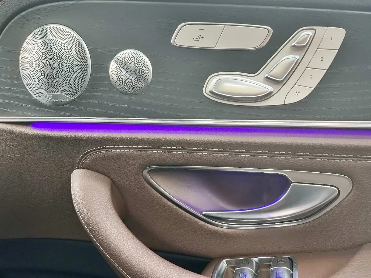 2021 Mercedes-Benz E Class 2.0T 258HP L4 9AT,autocango,china used car exporter,china ev exporter,chinese used car exporter,chinese used ev exporter