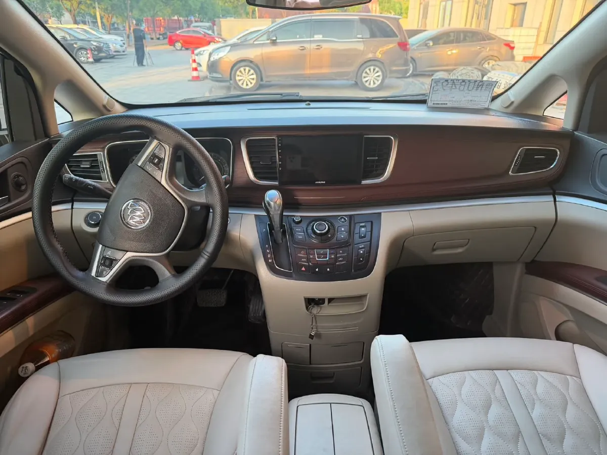 2018 Buick GL8 2.0T 260HP L4 6AT,autocango,china used car exporter,china ev exporter,chinese used car exporter,chinese used ev exporter