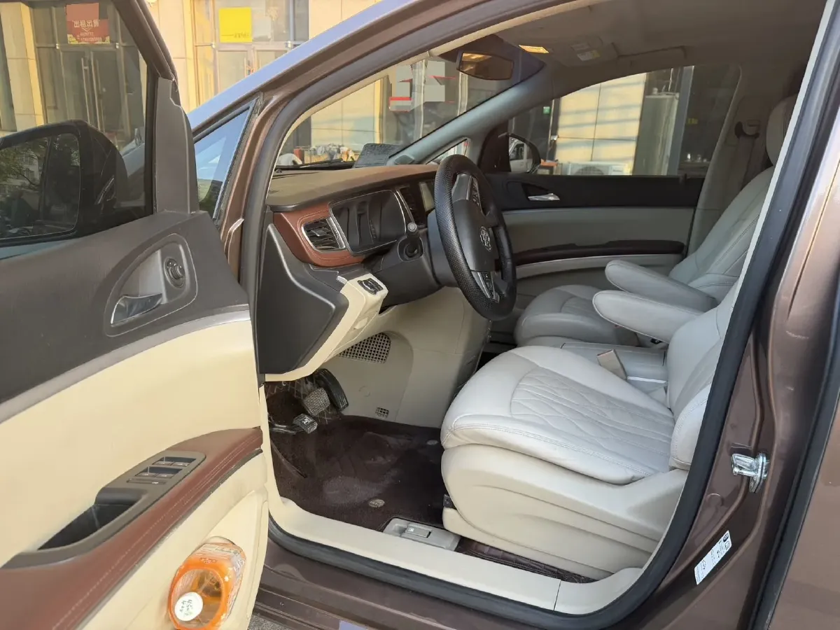 2018 Buick GL8 2.0T 260HP L4 6AT,autocango,china used car exporter,china ev exporter,chinese used car exporter,chinese used ev exporter