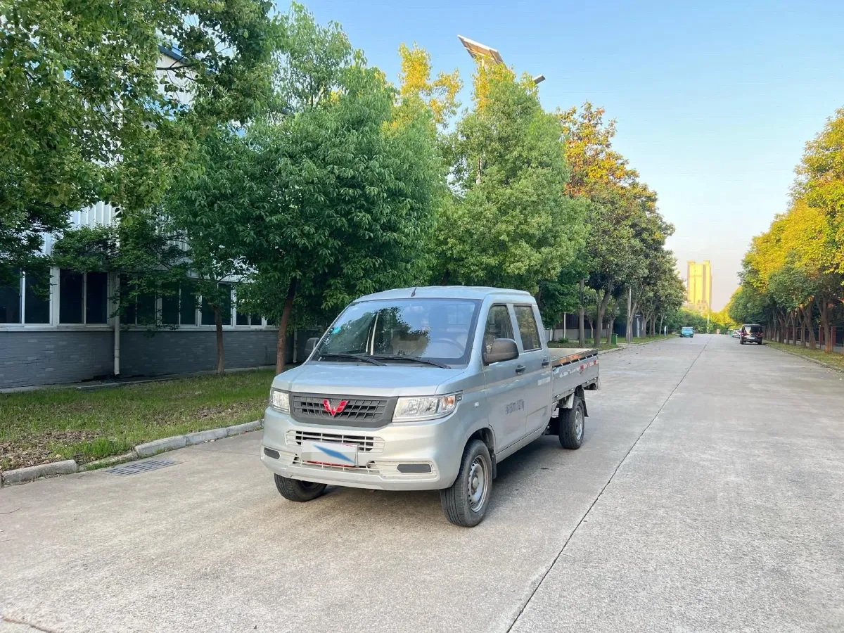 2019 WuLing RongGuang New Truck 1.8L 133HP L4 5MT,autocango,china used car exporter,china ev exporter,chinese used car exporter,chinese used ev exporter