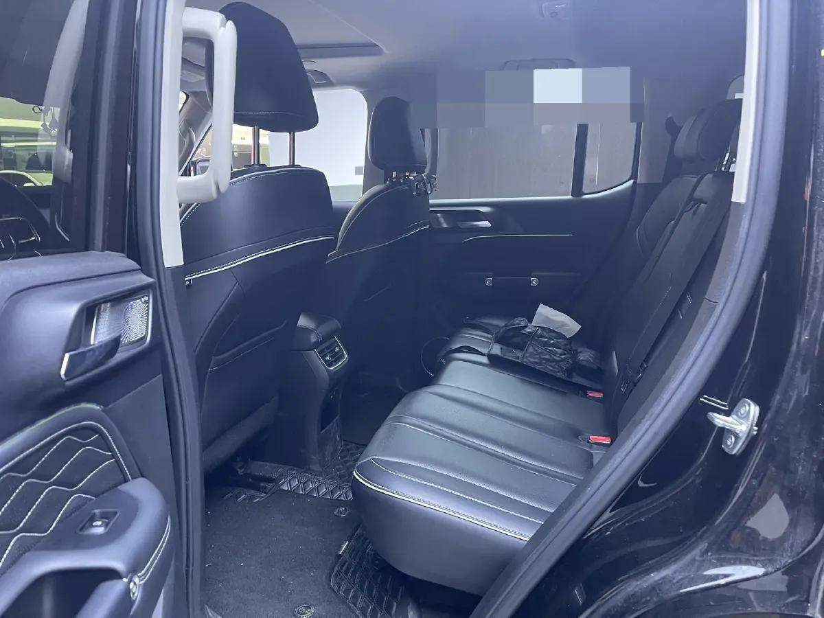 2021 Tank 300 2.0T 227HP L4 8AT,autocango,china used car exporter,china ev exporter,chinese used car exporter,chinese used ev exporter