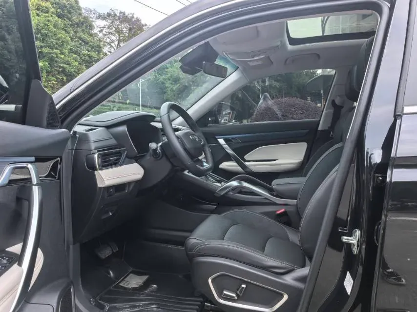 2022 Geely Azkarra 1.8T 184HP L4 7DCT,autocango,china used car exporter,china ev exporter,chinese used car exporter,chinese used ev exporter