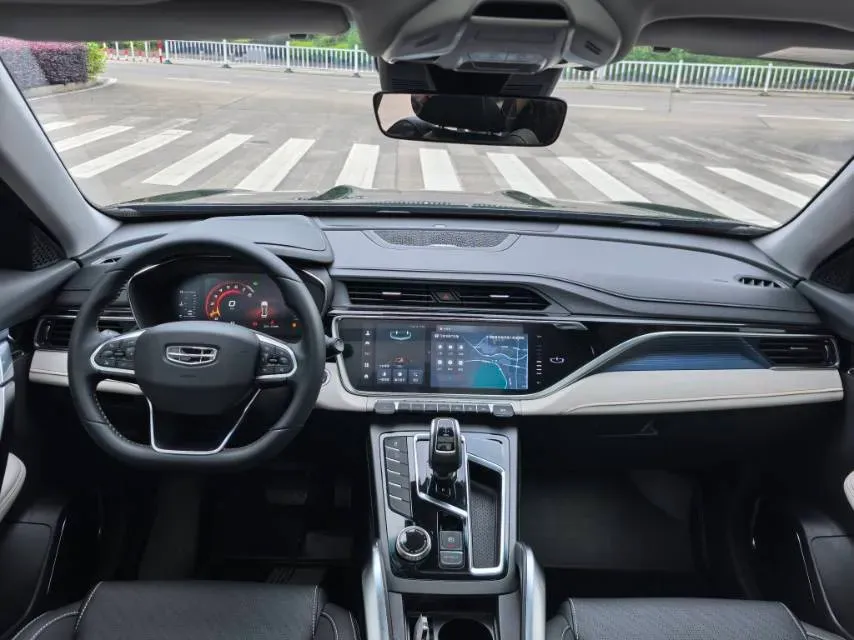 2022 Geely Azkarra 1.8T 184HP L4 7DCT,autocango,china used car exporter,china ev exporter,chinese used car exporter,chinese used ev exporter