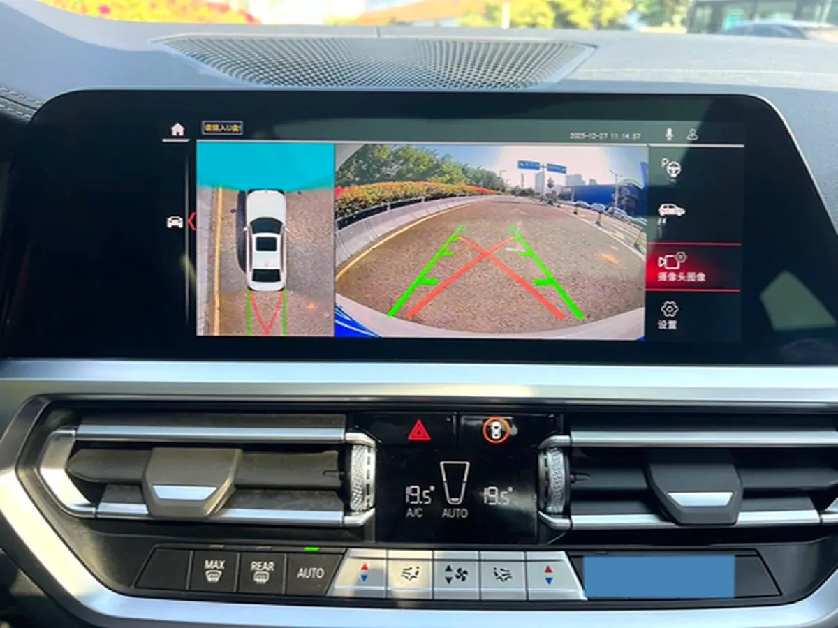 2022 BMW 3 Series 2.0T 184HP L4 8AT,autocango,china used car exporter,china ev exporter,chinese used car exporter,chinese used ev exporter