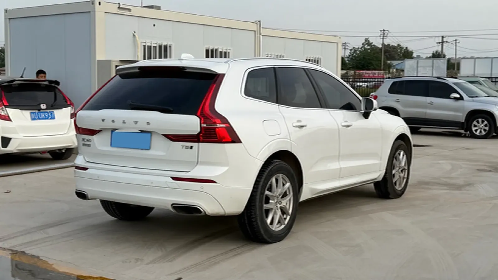 2019 Volvo XC60 2.0T 254HP L4 8AT,autocango,china used car exporter,china ev exporter,chinese used car exporter,chinese used ev exporter