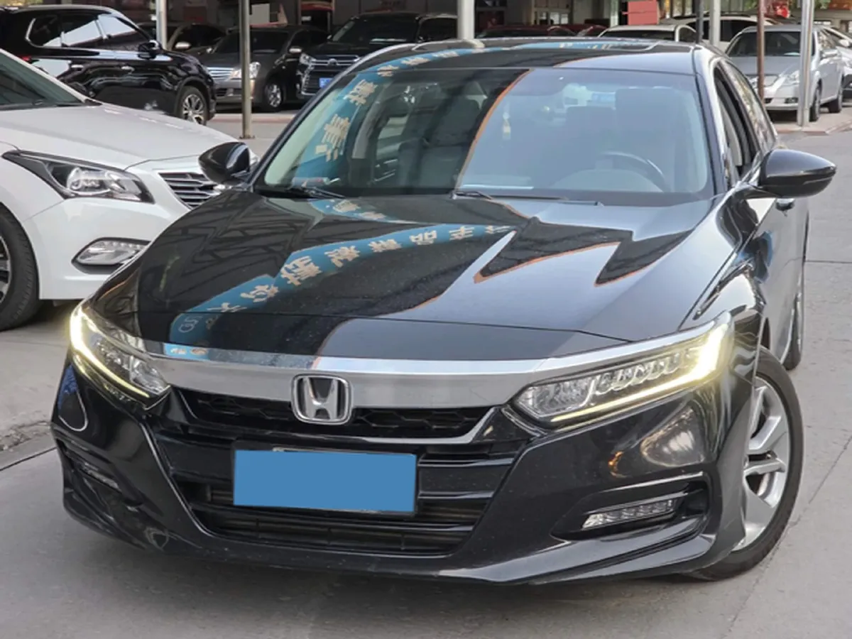 2018 Honda Accord 1.5T 194HP L4 CVT,autocango,china used car exporter,china ev exporter,chinese used car exporter,chinese used ev exporter