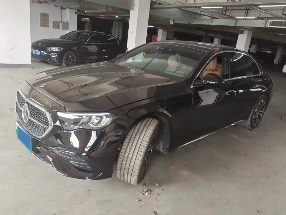 2024 Mercedes-Benz E Class 2.0T 204HP L4 9AT PHEV 25.4KWH,autocango,china used car exporter,china ev exporter,chinese used car exporter,chinese used ev exporter