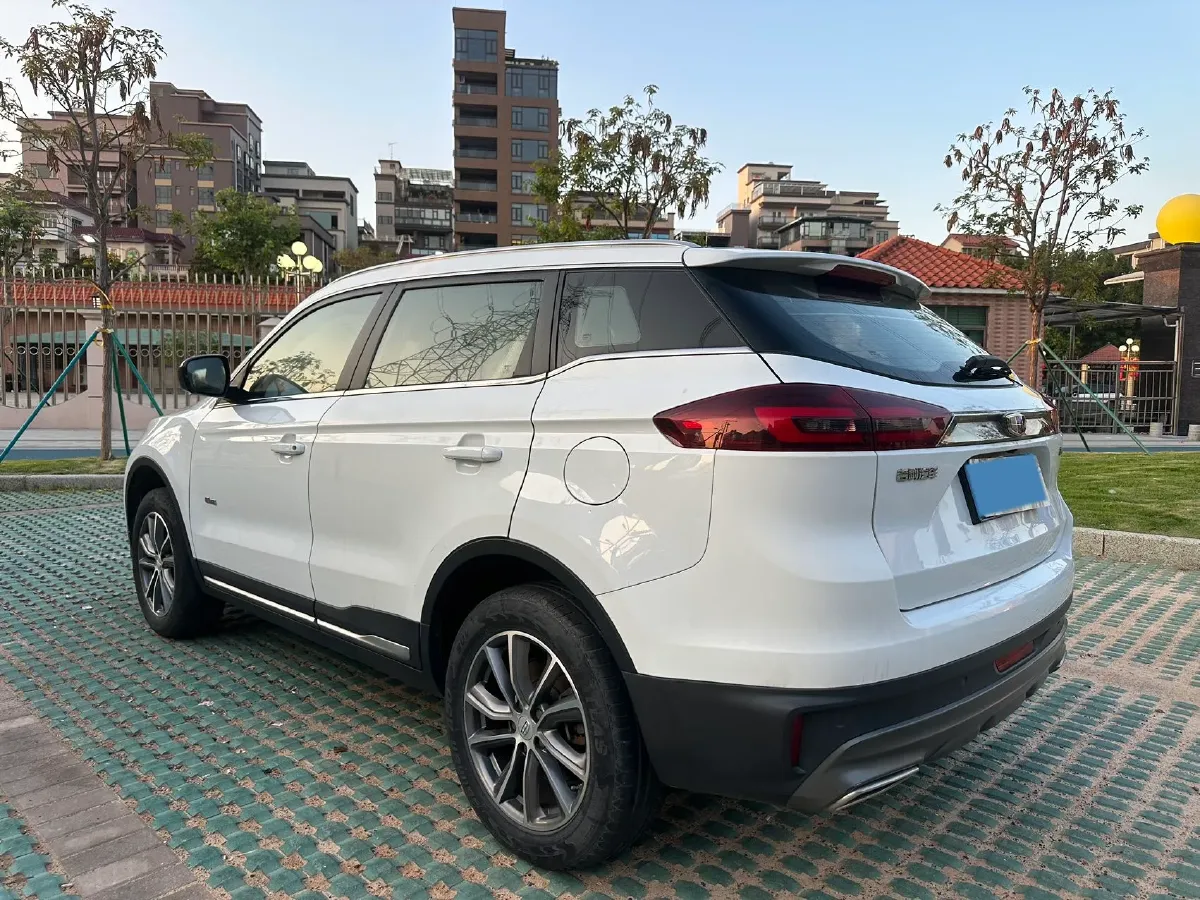 2020 Roewe i6 1.5T 169HP L4 7DCT,autocango,china used car exporter,china ev exporter,chinese used car exporter,chinese used ev exporter