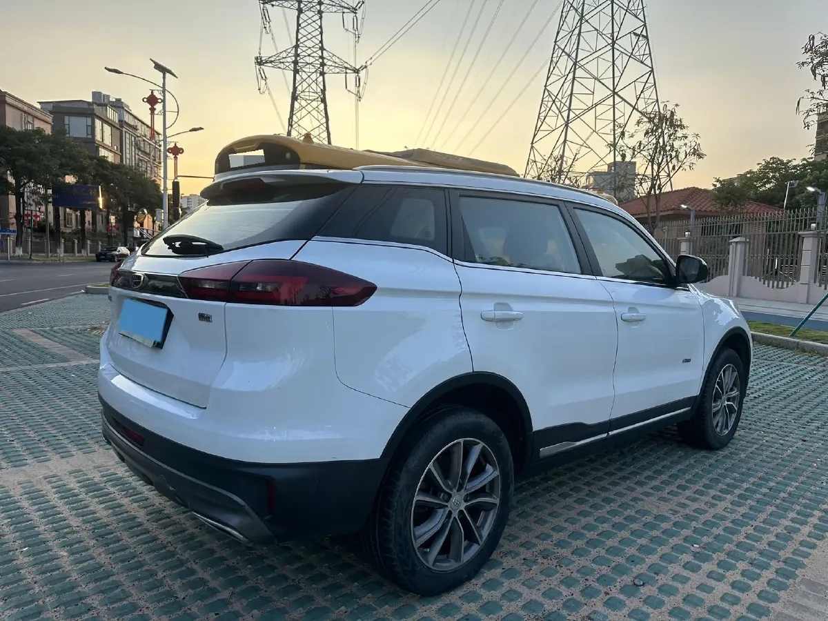 2020 Roewe i6 1.5T 169HP L4 7DCT,autocango,china used car exporter,china ev exporter,chinese used car exporter,chinese used ev exporter