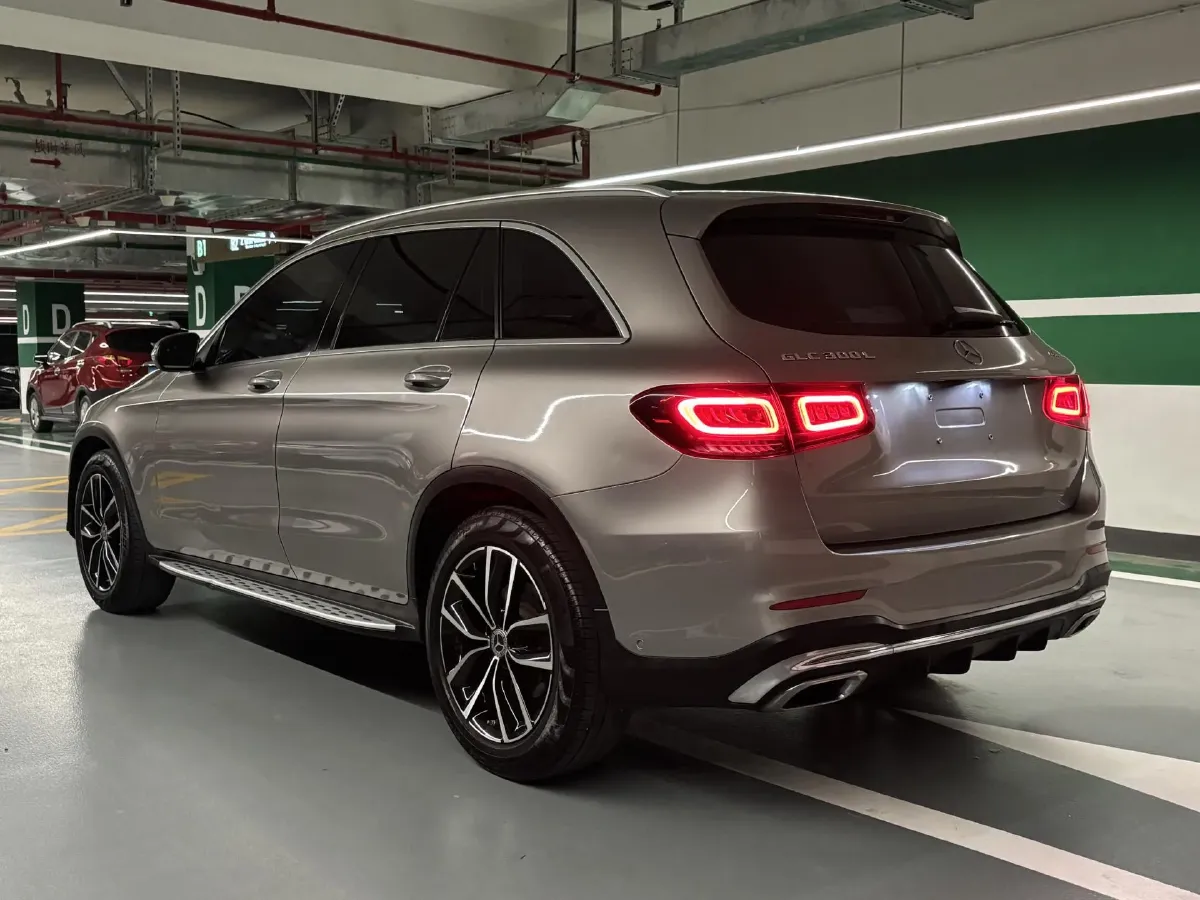 2021 Mercedes-Benz GLC Class 2.0T 258HP L4 9AT,autocango,china used car exporter,china ev exporter,chinese used car exporter,chinese used ev exporter