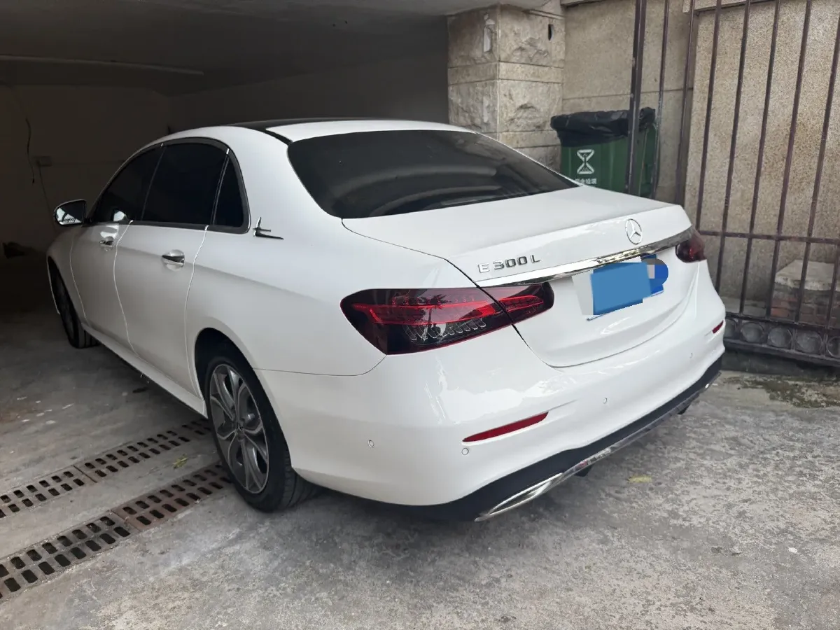 2022 Mercedes-Benz E Class 2.0T 258HP L4 9AT,autocango,china used car exporter,china ev exporter,chinese used car exporter,chinese used ev exporter