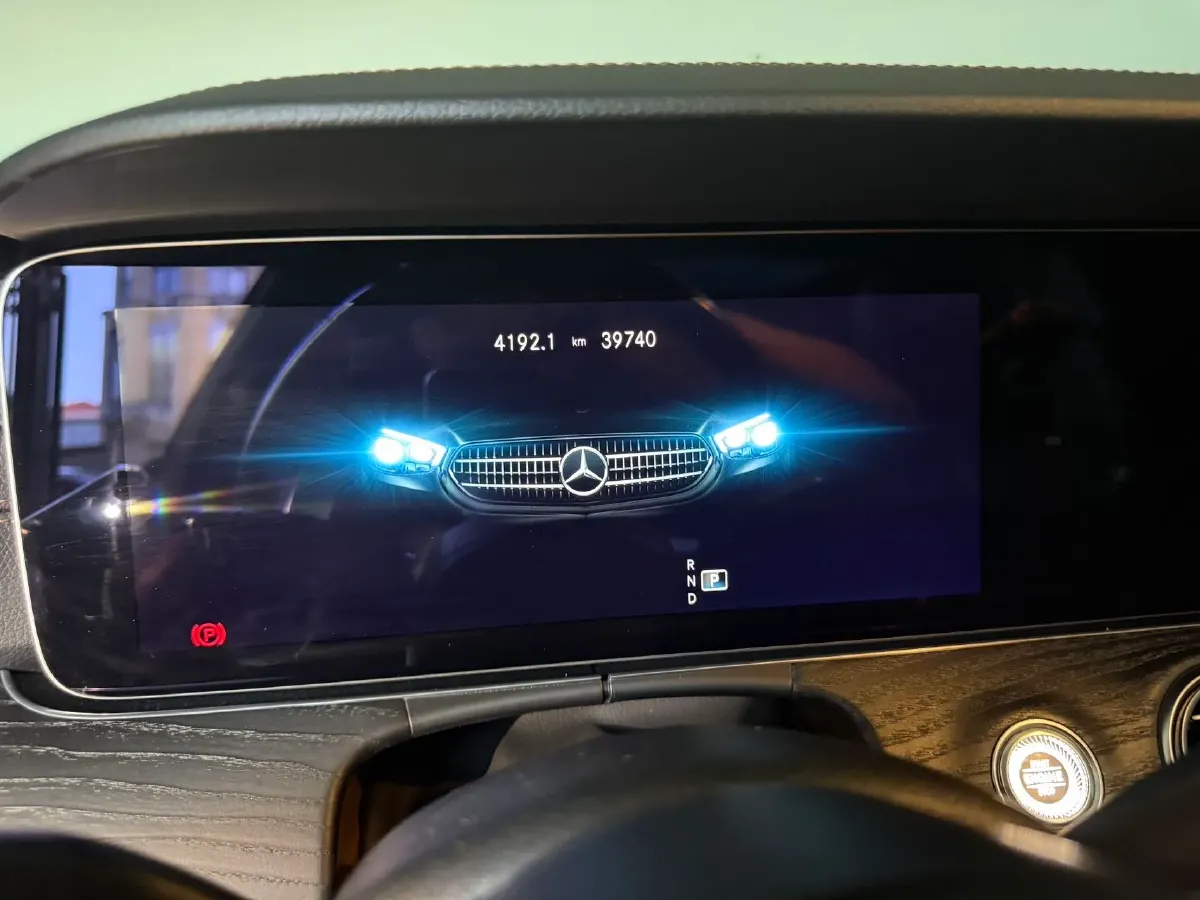 2022 Mercedes-Benz E Class 2.0T 258HP L4 9AT,autocango,china used car exporter,china ev exporter,chinese used car exporter,chinese used ev exporter