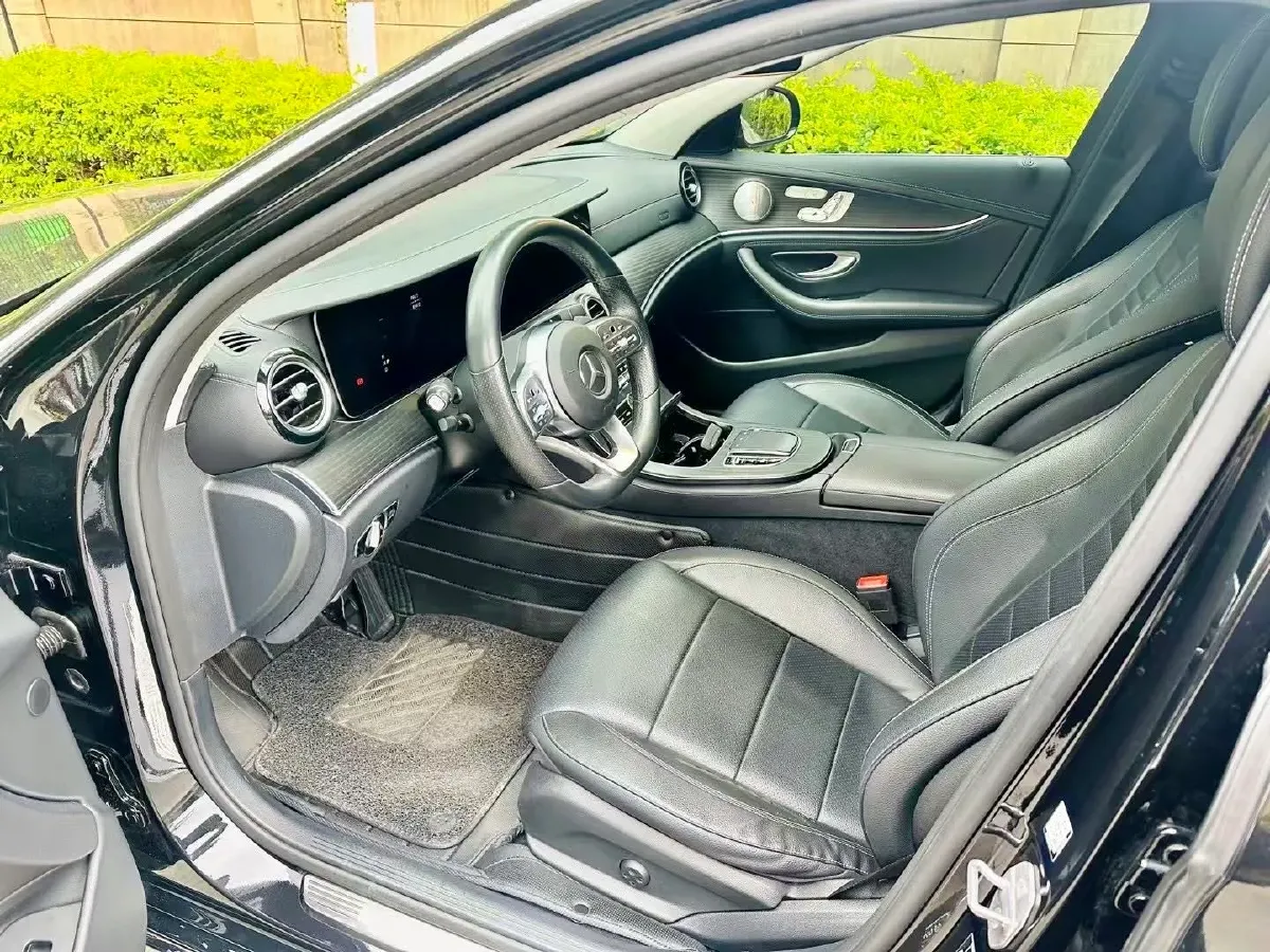 2020 Mercedes-Benz E Class 2.0T 258HP L4 9AT,autocango,china used car exporter,china ev exporter,chinese used car exporter,chinese used ev exporter