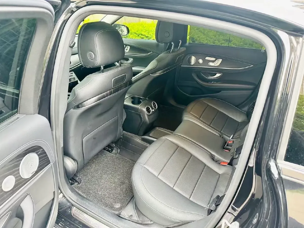 2020 Mercedes-Benz E Class 2.0T 258HP L4 9AT,autocango,china used car exporter,china ev exporter,chinese used car exporter,chinese used ev exporter