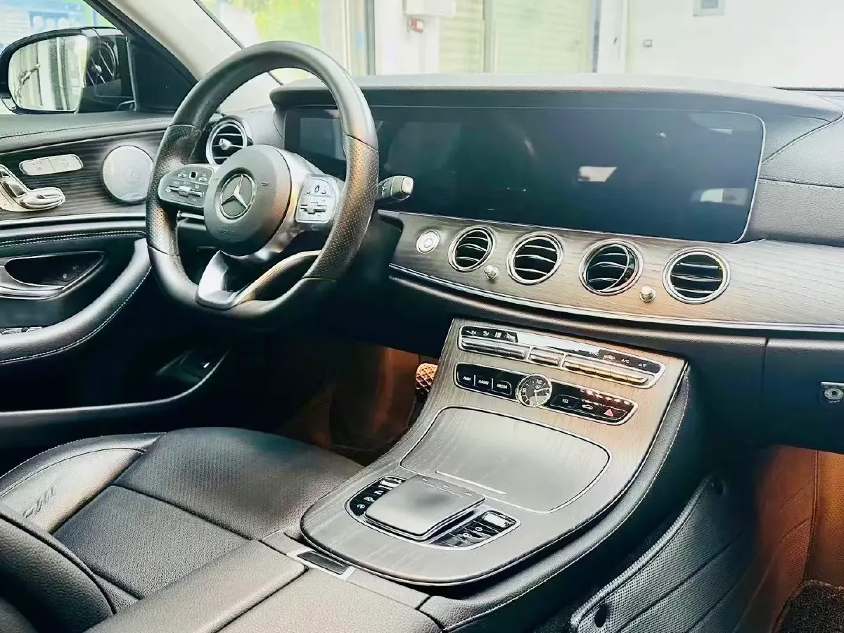 2020 Mercedes-Benz E Class 2.0T 258HP L4 9AT,autocango,china used car exporter,china ev exporter,chinese used car exporter,chinese used ev exporter