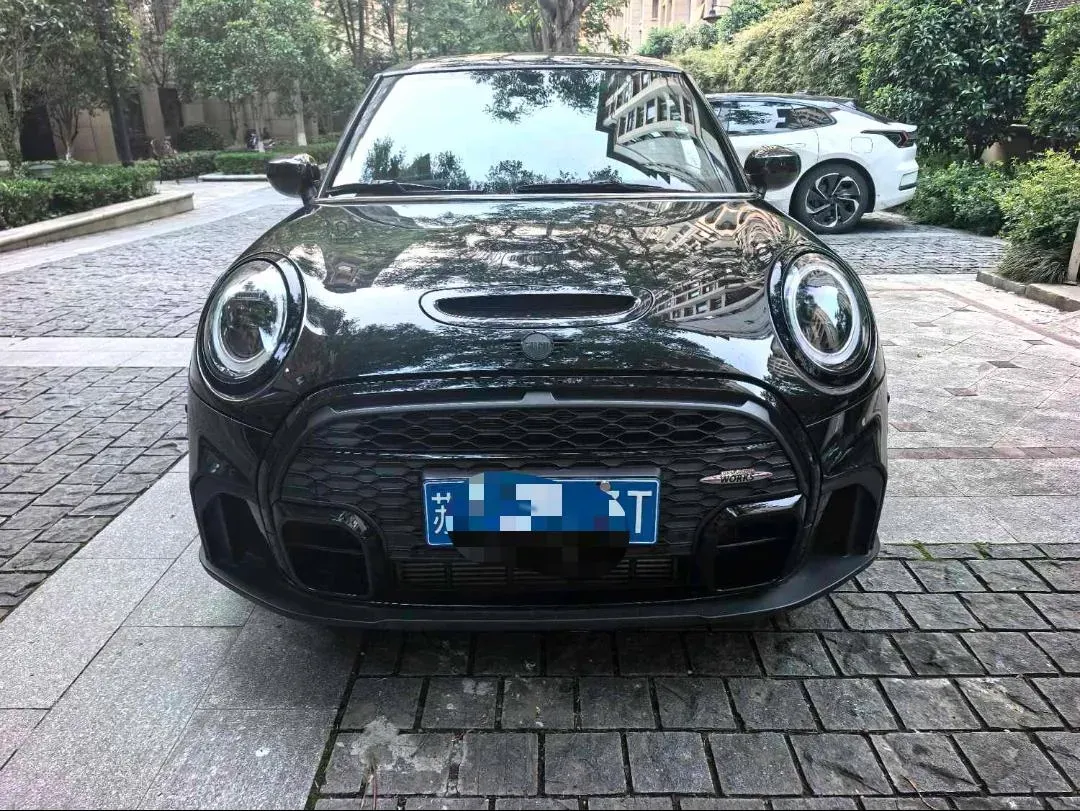 2023 MINI MINI 2.0T 178HP L4 7DCT,autocango,china used car exporter,china ev exporter,chinese used car exporter,chinese used ev exporter
