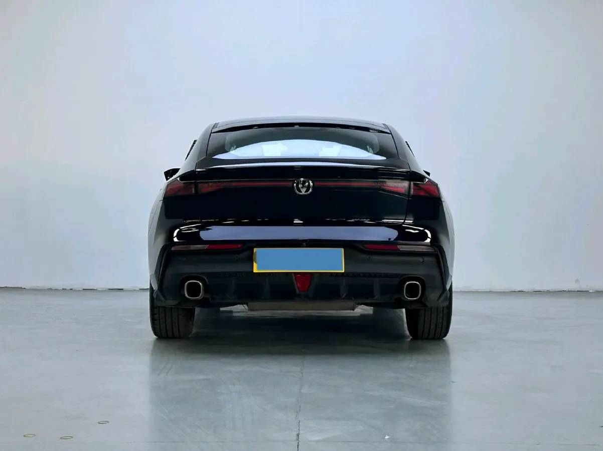 2023 ChangAn UNI-V 1.5T 188HP L4 7DCT,autocango,china used car exporter,china ev exporter,chinese used car exporter,chinese used ev exporter