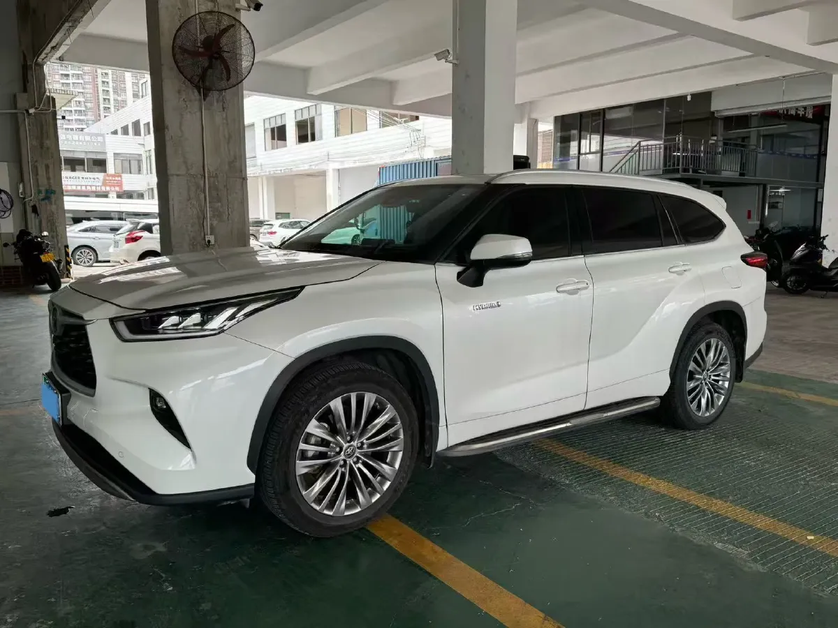2022 Toyota Highlander 2.5L 192HP L4 E-CVT Hybrid,autocango,china used car exporter,china ev exporter,chinese used car exporter,chinese used ev exporter