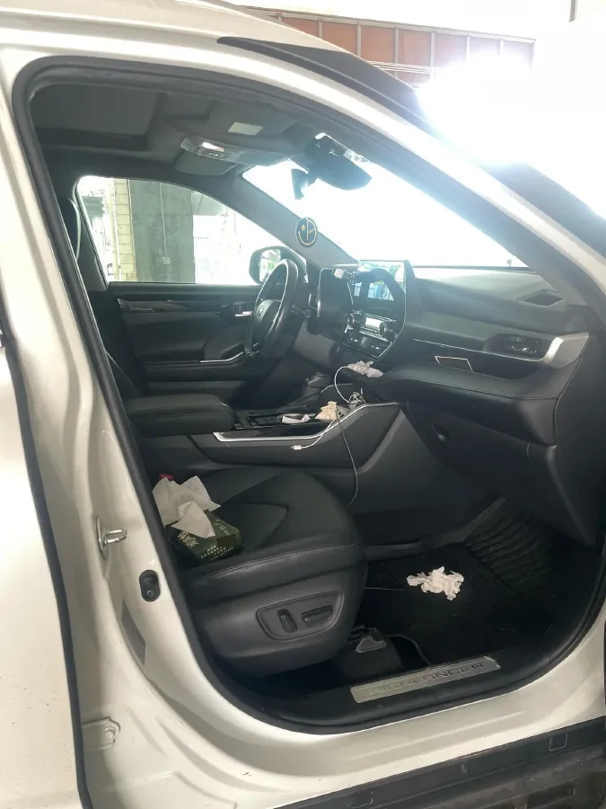 2022 Toyota Highlander 2.5L 192HP L4 E-CVT Hybrid,autocango,china used car exporter,china ev exporter,chinese used car exporter,chinese used ev exporter