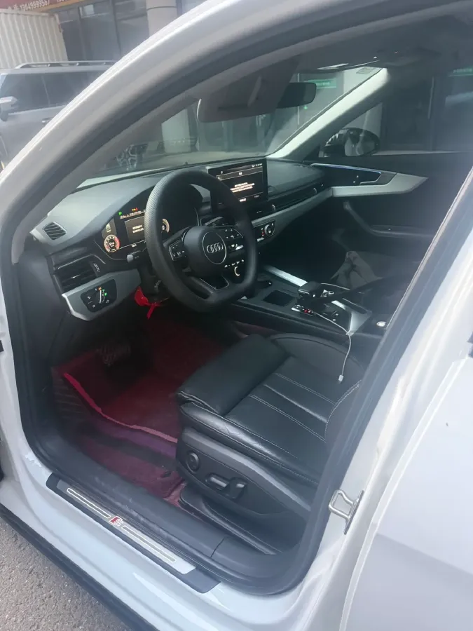 2022 Audi A4L 2.0T 190HP L4 7DCT,autocango,china used car exporter,china ev exporter,chinese used car exporter,chinese used ev exporter