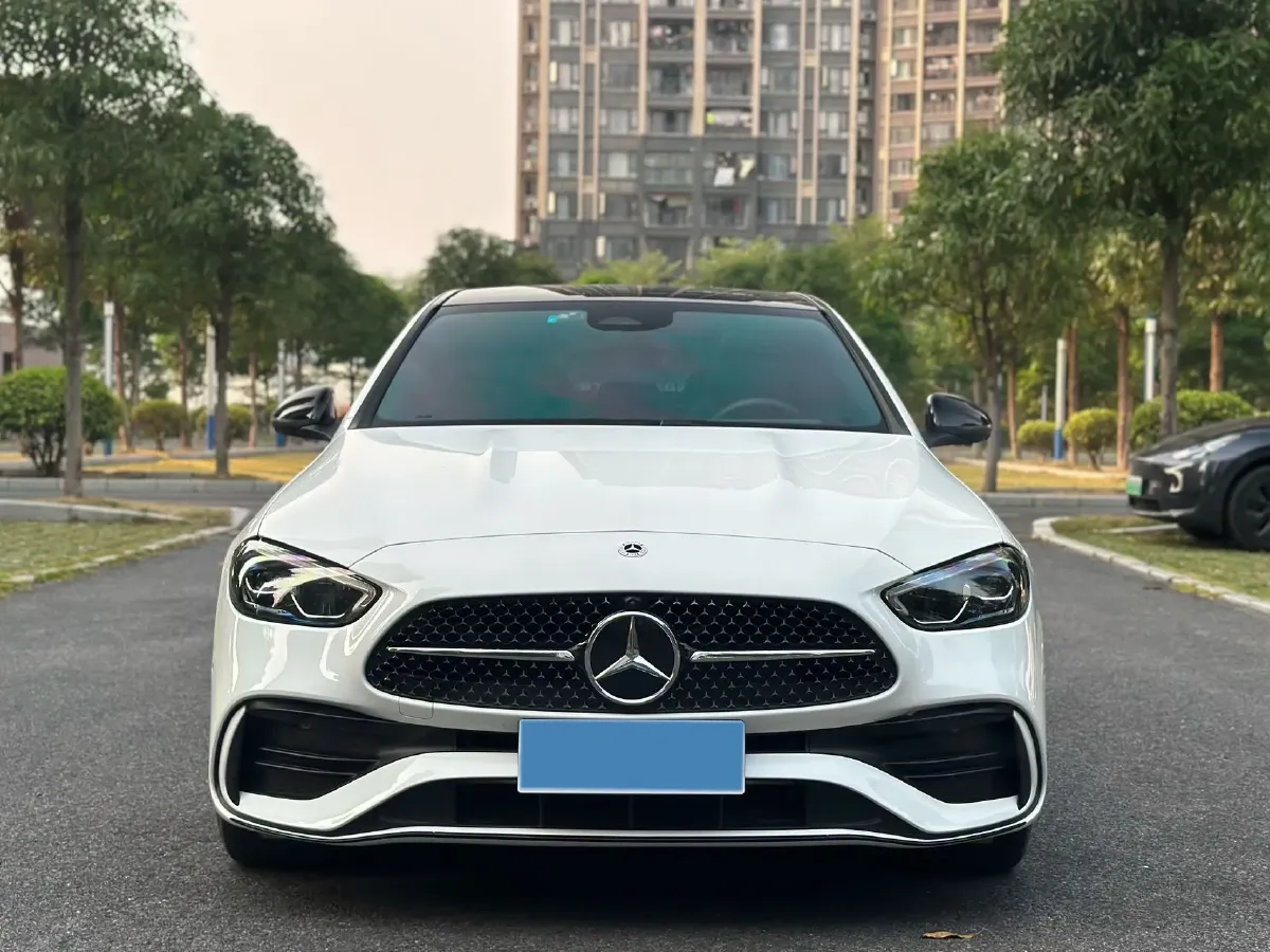 2024 Mercedes-Benz C Class 1.5T 204HP L4 9AT,autocango,china used car exporter,china ev exporter,chinese used car exporter,chinese used ev exporter