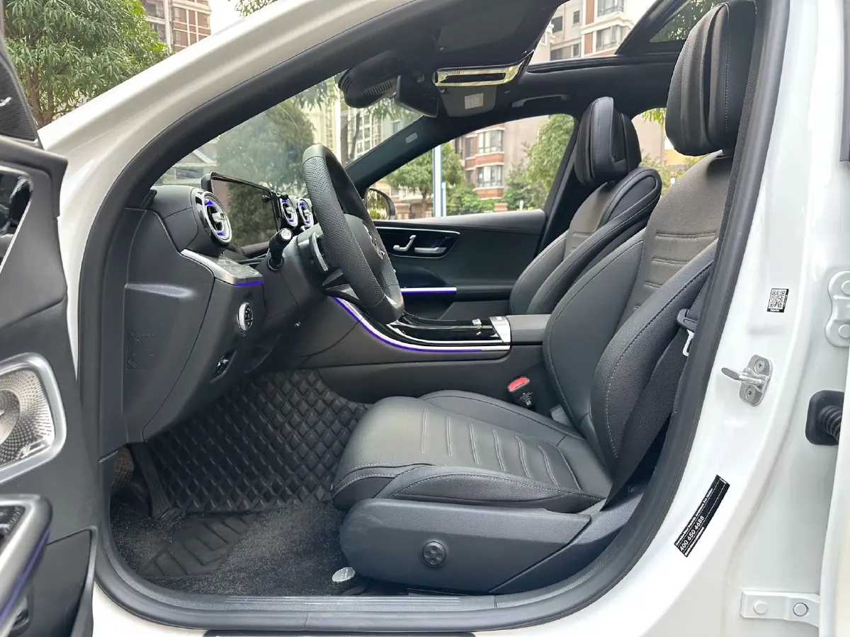 2024 Mercedes-Benz C Class 1.5T 204HP L4 9AT,autocango,china used car exporter,china ev exporter,chinese used car exporter,chinese used ev exporter